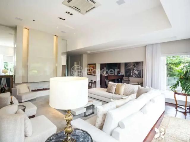 Casa / Sobrado para Venda em Porto Alegre/RS Vila Assunção 3 Quartos