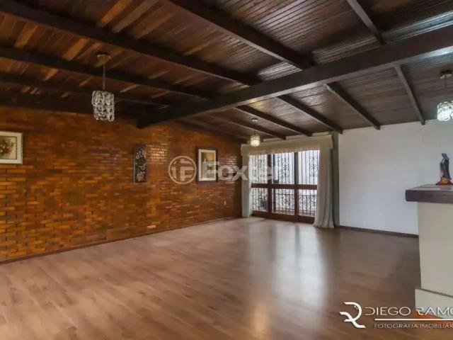 Casa / Sobrado para Venda em Porto Alegre/RS Vila Assunção 3 Quartos