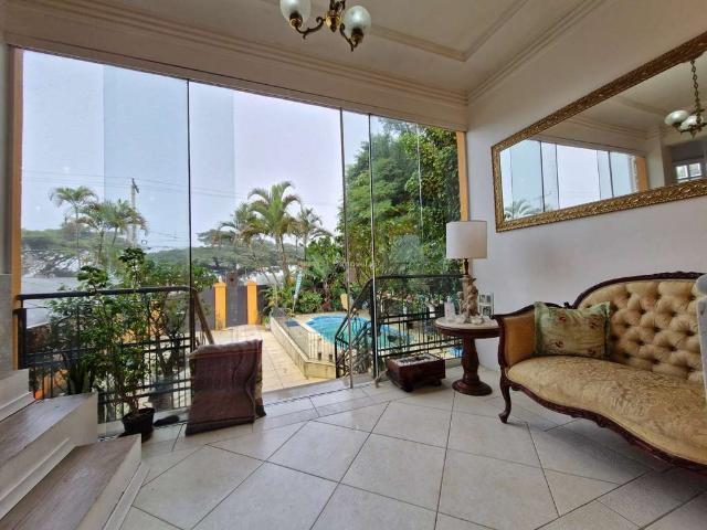 Casa / Sobrado para Venda em Porto Alegre/RS Vila Assunção 3 Quartos