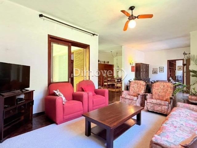 Casa / Sobrado para Venda em Porto Alegre/RS Vila Assunção 3 Quartos