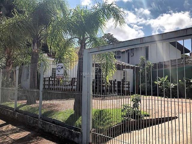 Casa / Sobrado para Venda em Porto Alegre/RS Vila Assunção 3 Quartos