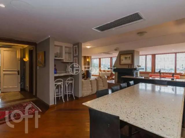 Casa / Sobrado para Venda em Porto Alegre/RS Vila Assunção 3 Quartos