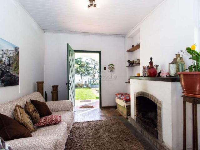 Casa / Sobrado para Venda em Porto Alegre/RS Vila Assunção 3 Quartos