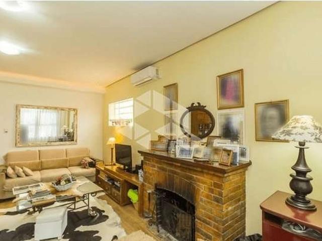 Casa / Sobrado para Venda em Porto Alegre/RS Vila Assunção 2 Quartos
