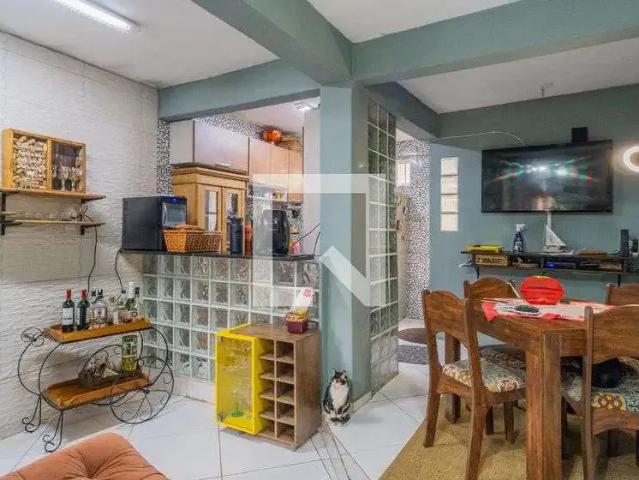 Casa / Sobrado para Venda em Porto Alegre/RS Vila Assunção 2 Quartos