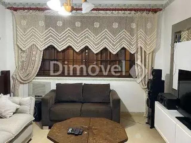 Casa / Sobrado para Venda em Porto Alegre/RS Vila Assunção 4 Quartos