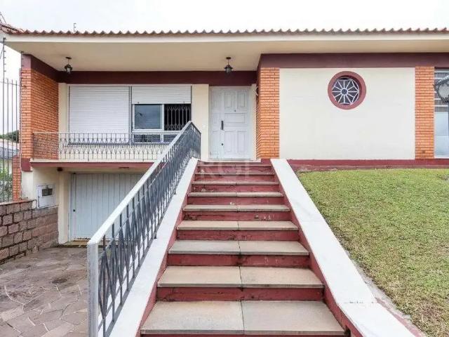 Casa / Sobrado para Venda em Porto Alegre/RS Vila Assunção 4 Quartos