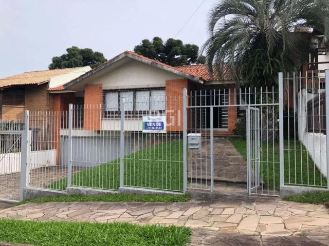 Casa / Sobrado para Venda em Porto Alegre/RS Vila Assunção 4 Quartos