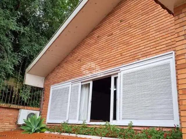 Casa / Sobrado para Venda em Porto Alegre/RS Vila Assunção 4 Quartos