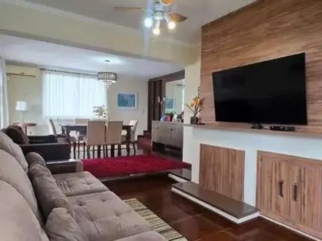 Casa / Sobrado para Venda em Porto Alegre/RS Vila Assunção 4 Quartos
