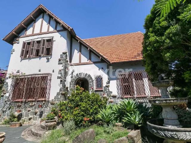 Casa / Sobrado para Venda em Porto Alegre/RS Vila Assunção 4 Quartos