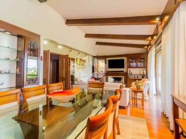 Casa / Sobrado para Venda em Porto Alegre/RS Vila Assunção 4 Quartos
