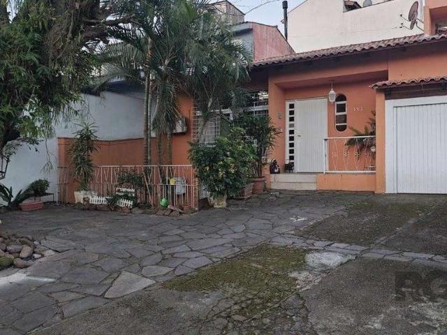 Casa / Sobrado para Venda em Porto Alegre/RS Vila Assunção 4 Quartos