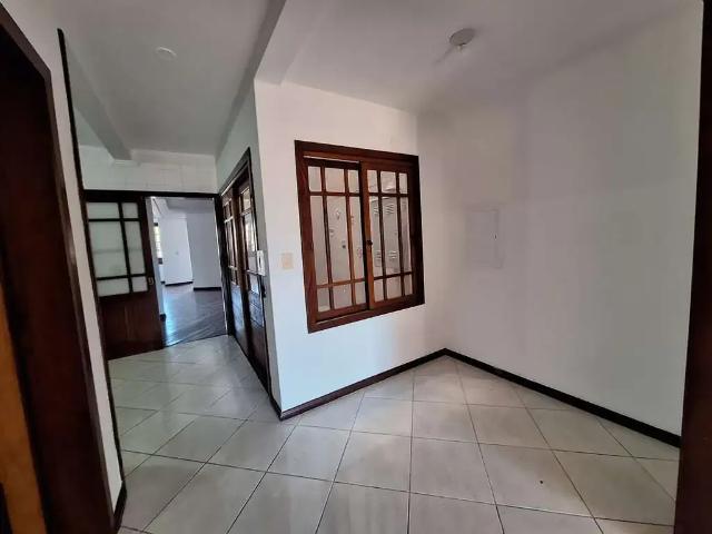 Casa / Sobrado para Venda em Porto Alegre/RS Vila Assunção 4 Quartos