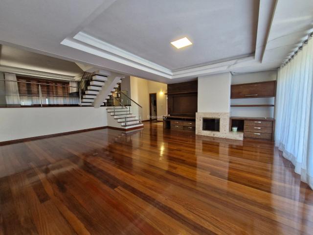 Casa / Sobrado para Venda em Porto Alegre/RS Vila Assunção 4 Quartos