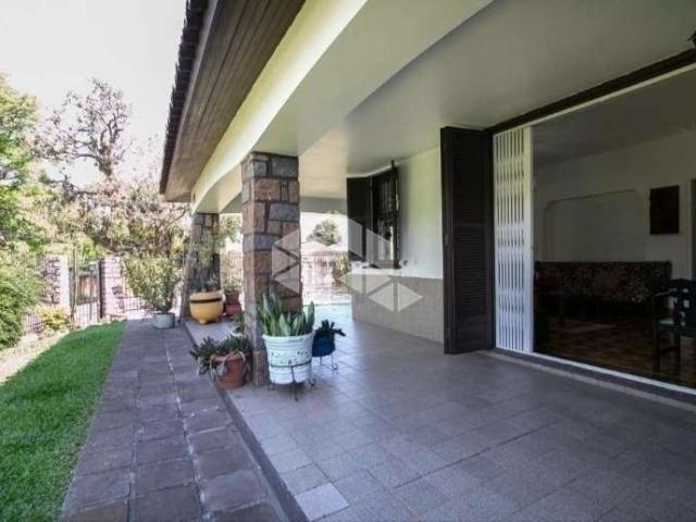 Casa / Sobrado para Venda em Porto Alegre/RS Vila Assunção 4 Quartos