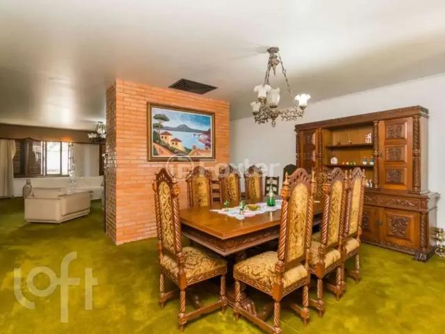 Casa / Sobrado para Venda em Porto Alegre/RS Vila Assunção 4 Quartos