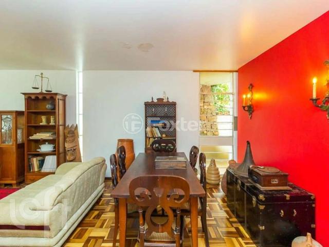 Casa / Sobrado para Venda em Porto Alegre/RS Vila Assunção 4 Quartos