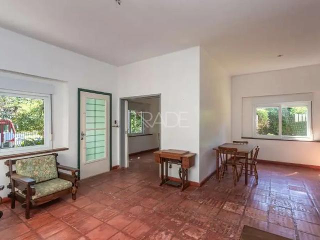 Casa / Sobrado para Venda em Porto Alegre/RS Vila Assunção 4 Quartos