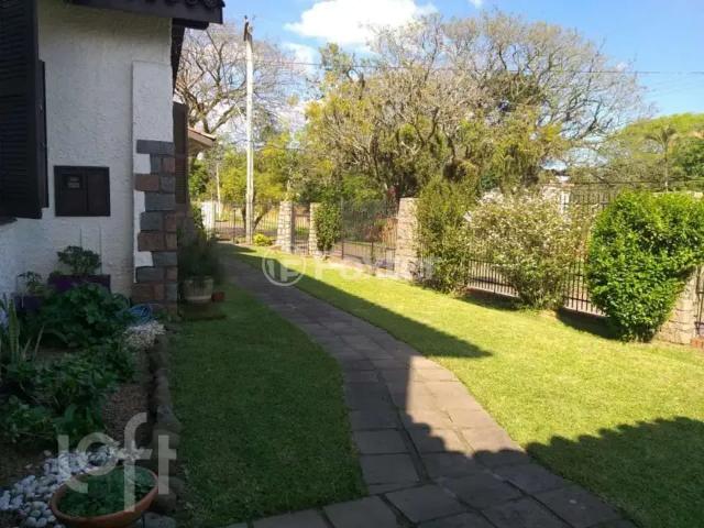 Casa / Sobrado para Venda em Porto Alegre/RS Vila Assunção 4 Quartos