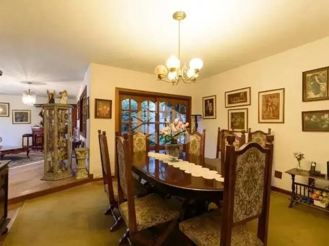 Casa / Sobrado para Venda em Porto Alegre/RS Vila Assunção 5 Quartos