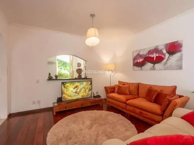 Casa / Sobrado para Venda em Porto Alegre/RS Vila Assunção 5 Quartos