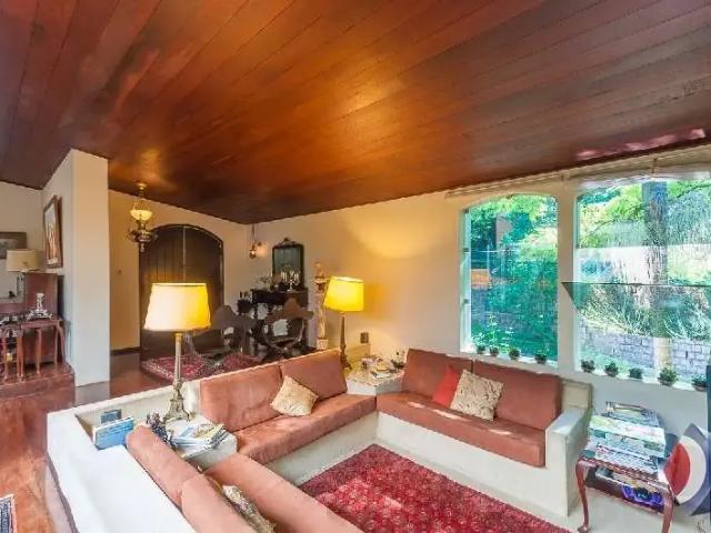 Casa / Sobrado para Venda em Porto Alegre/RS Vila Assunção 5 Quartos