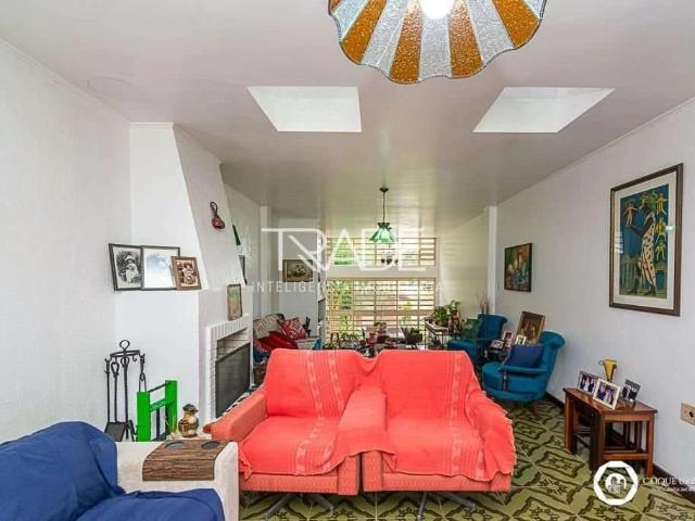Casa / Sobrado para Venda em Porto Alegre/RS Vila Assunção 5 Quartos