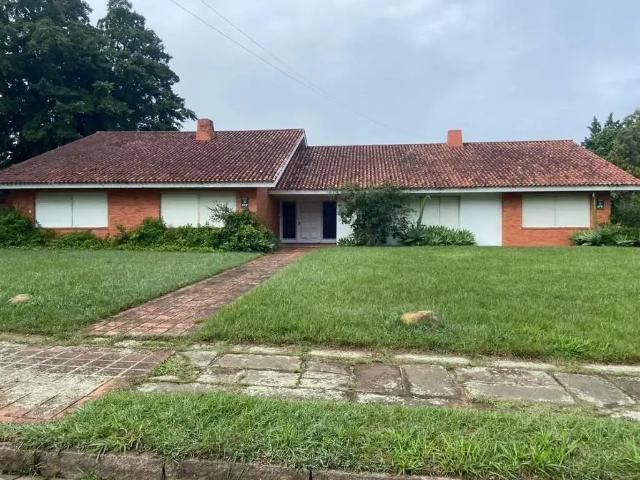 Casa / Sobrado para Venda em Porto Alegre/RS Vila Assunção 5 Quartos