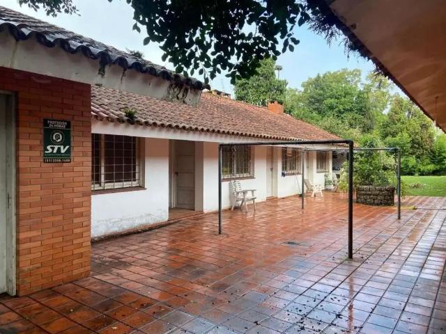 Casa / Sobrado para Venda em Porto Alegre/RS Vila Assunção 5 Quartos