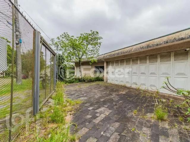 Casa / Sobrado para Venda em Porto Alegre/RS Vila Assunção 5 Quartos