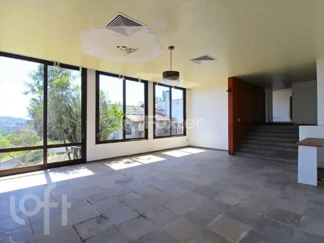 Casa / Sobrado para Venda em Porto Alegre/RS Vila Assunção 6 Quartos