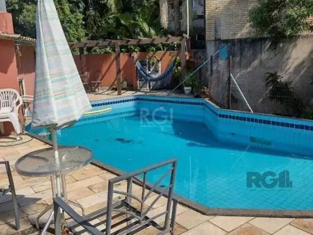 Casa / Sobrado para Venda em Porto Alegre/RS Vila Conceição 2 Quartos