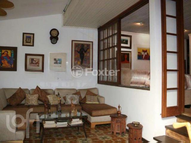 Casa / Sobrado para Venda em Porto Alegre/RS Vila Conceição 3 Quartos