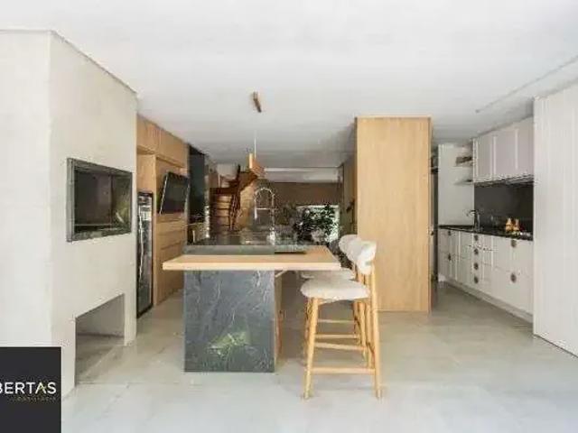 Casa / Sobrado para Venda em Porto Alegre/RS Vila Conceição 3 Quartos