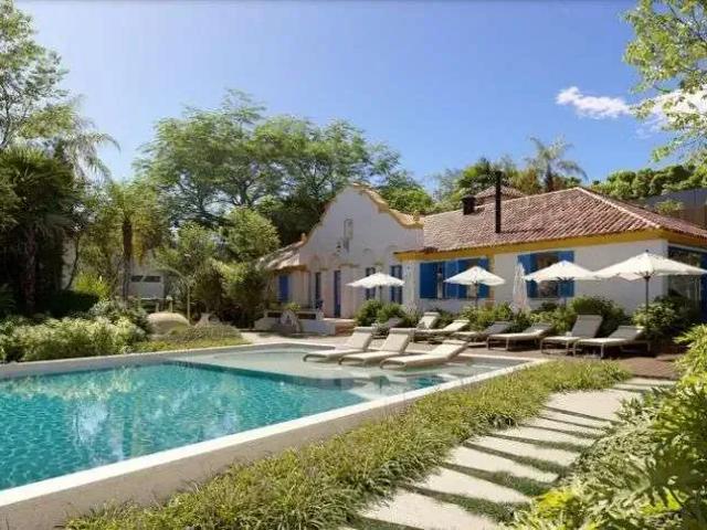 Casa / Sobrado para Venda em Porto Alegre/RS Vila Conceição 3 Quartos