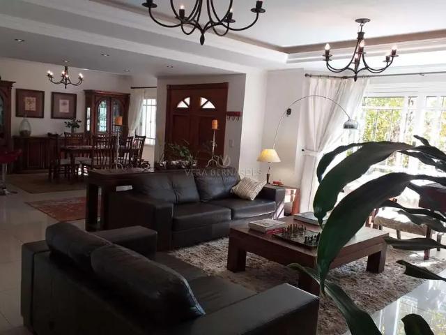 Casa / Sobrado para Venda em Porto Alegre/RS Vila Conceição 3 Quartos