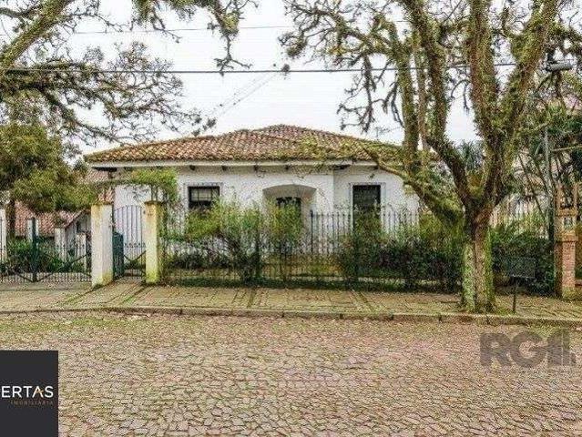 Casa / Sobrado para Venda em Porto Alegre/RS Vila Conceição 3 Quartos