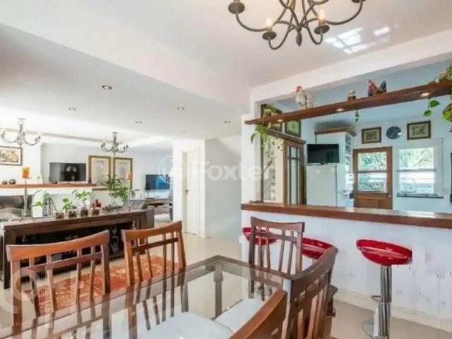 Casa / Sobrado para Venda em Porto Alegre/RS Vila Conceição 3 Quartos