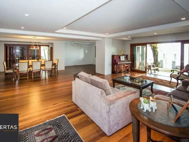 Casa / Sobrado para Venda em Porto Alegre/RS Vila Conceição 4 Quartos