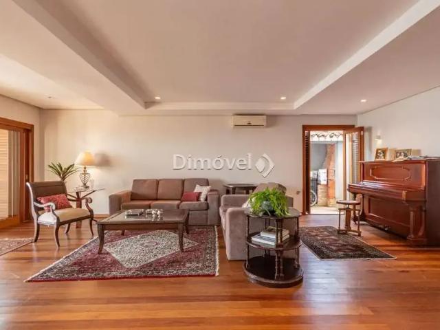 Casa / Sobrado para Venda em Porto Alegre/RS Vila Conceição 4 Quartos