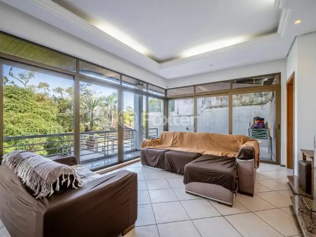 Casa / Sobrado para Venda em Porto Alegre/RS Vila Conceição 5 Quartos