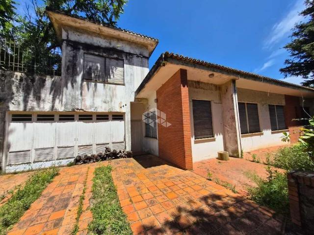 Casa / Sobrado para Venda em Porto Alegre/RS Vila Conceição 5 Quartos