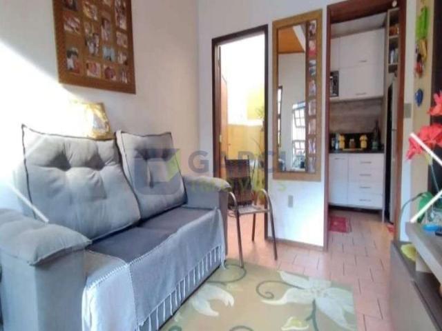 Casa / Sobrado para Venda em Porto Alegre/RS Vila Ipiranga 2 Quartos