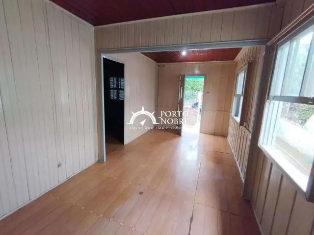 Casa / Sobrado para Venda em Porto Alegre/RS Vila Ipiranga 2 Quartos