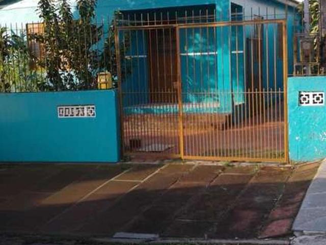 Casa / Sobrado para Venda em Porto Alegre/RS Vila Ipiranga 2 Quartos