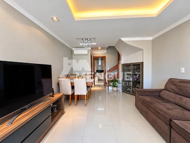 Casa / Sobrado para Venda em Porto Alegre/RS Vila Ipiranga 3 Quartos