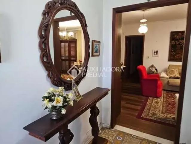 Casa / Sobrado para Venda em Porto Alegre/RS Vila Ipiranga 3 Quartos
