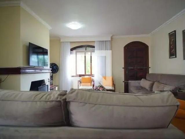 Casa / Sobrado para Venda em Porto Alegre/RS Vila Ipiranga 3 Quartos