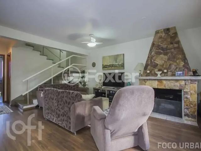Casa / Sobrado para Venda em Porto Alegre/RS Vila Ipiranga 3 Quartos